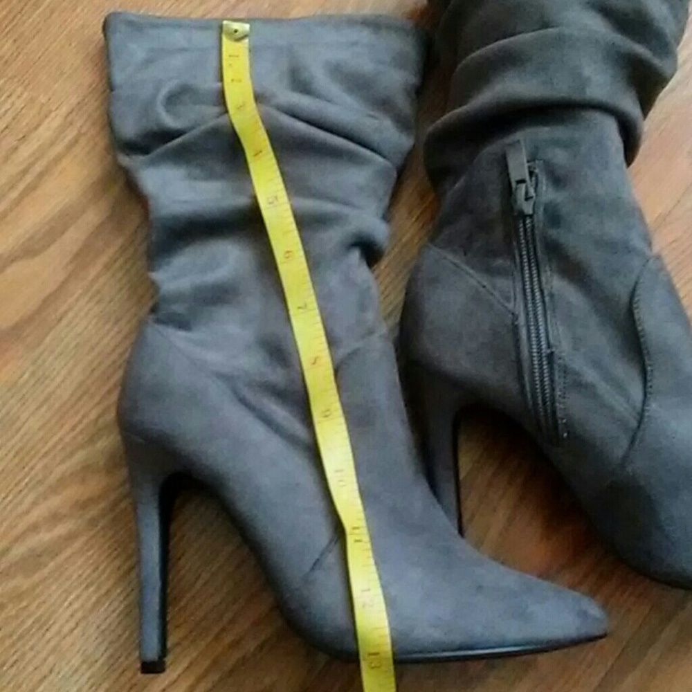 Boots - Picture 8 of 8